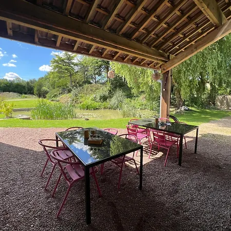 Le Domaine Du Hibou Festigny Appartement Festigny  Buitenkant foto